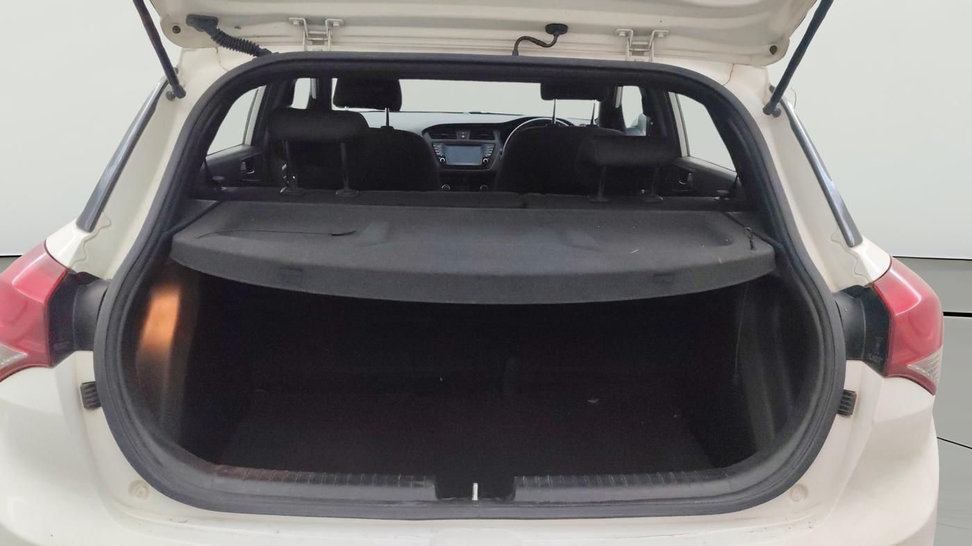 2017 Hyundai i20 Active 1.2 SX, Petrol, Manual, 60,992 km, Boot Open Zoomed View
