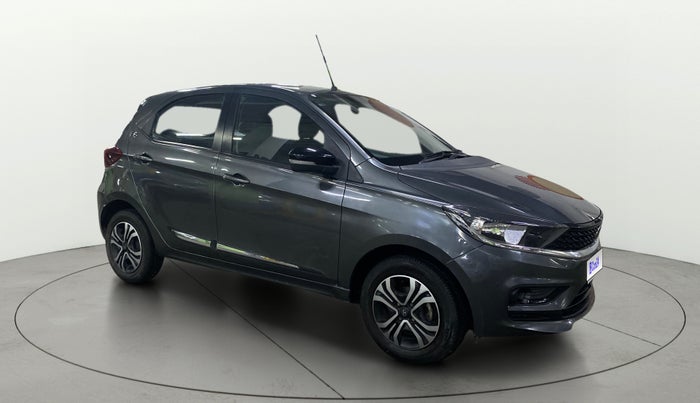 2024 Tata Tiago XTA PETROL, Petrol, Automatic, 19,056 km, Right Front Diagonal