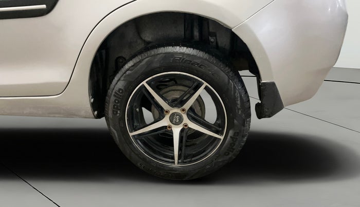 2014 Maruti Swift Dzire VXI, Petrol, Manual, 1,42,804 km, Left Rear Wheel