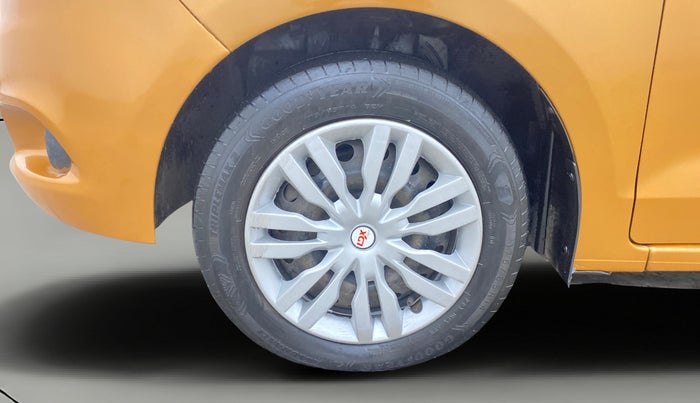 2015 Ford New Figo TREND 1.2 PETROL, Petrol, Manual, 91,848 km, Left Front Wheel