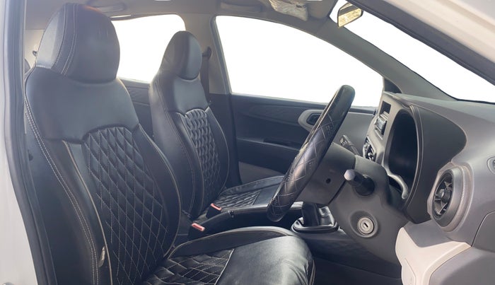 2022 Hyundai GRAND I10 NIOS ERA 1.2 KAPPA VTVT, Petrol, Manual, 58,830 km, Right Side Front Door Cabin