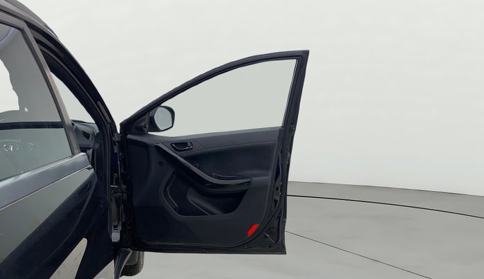 2021 Tata NEXON XZ PLUS (O) PETROL DARK EDITION, Petrol, Manual, 19,282 km, RHS Front Door