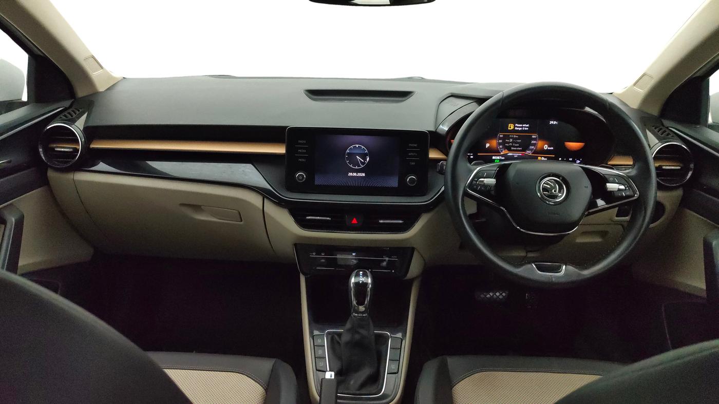 2023 Skoda SLAVIA STYLE 1.0L TSI AT, Petrol, Automatic, 80,387 km, Dashboard