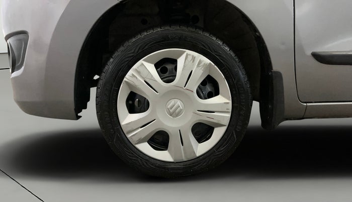 2017 Maruti Wagon R 1.0 VXI, Petrol, Manual, 31,953 km, Left Front Wheel