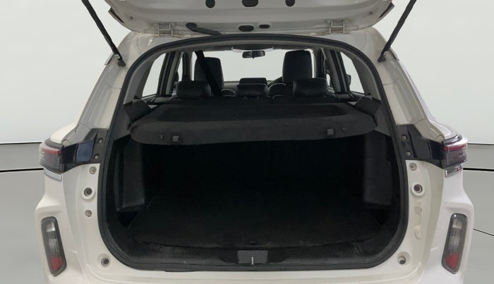 2024 Maruti Grand Vitara SIGMA SMART HYBRID, Petrol, Manual, 29,606 km, Boot Open Zoomed View