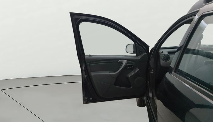 2015 Renault Duster 85 PS RXE DIESEL, Diesel, Manual, 1,32,179 km, LHS Front Door