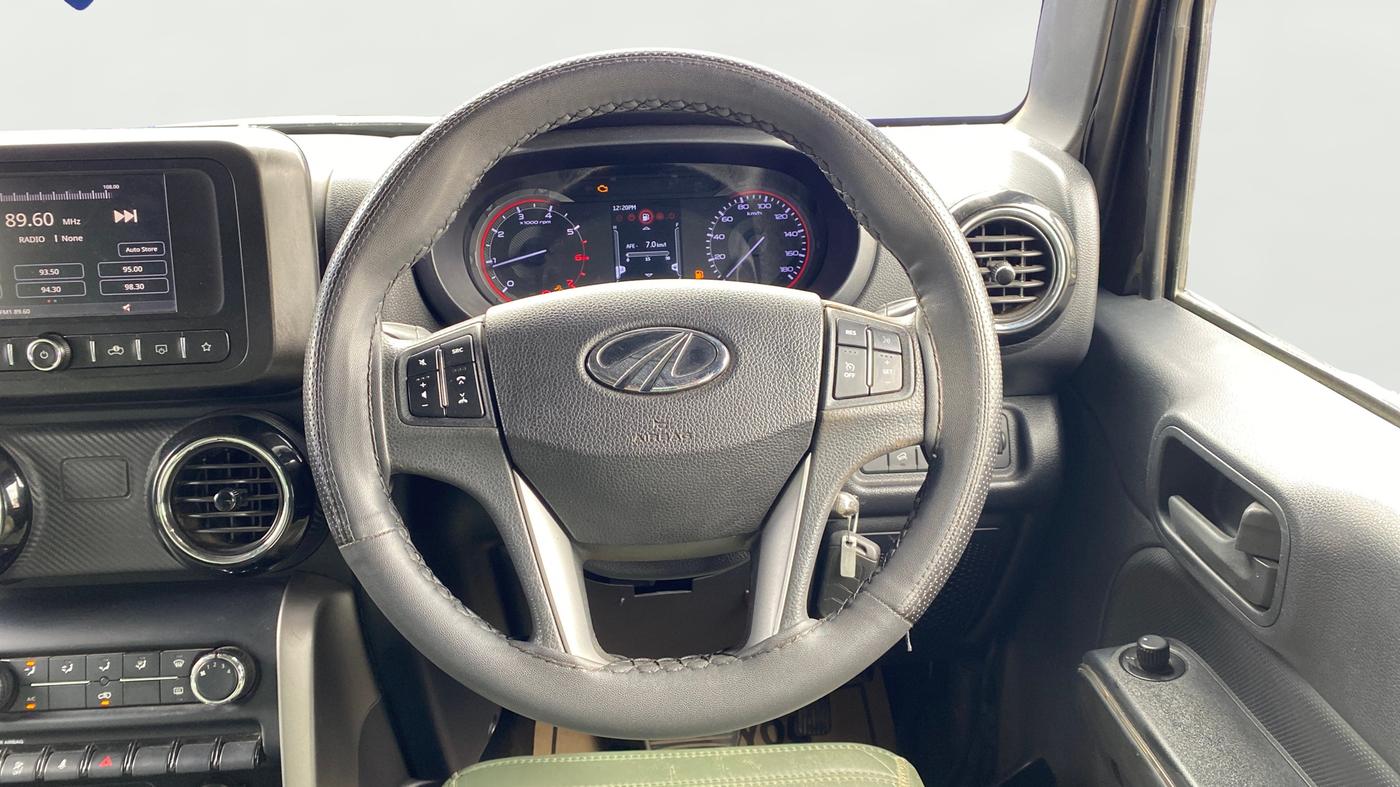 2021 Mahindra Thar LX PETROL HT 4WD AT, Petrol, Automatic, 42,277 km, Steering Wheel Close Up