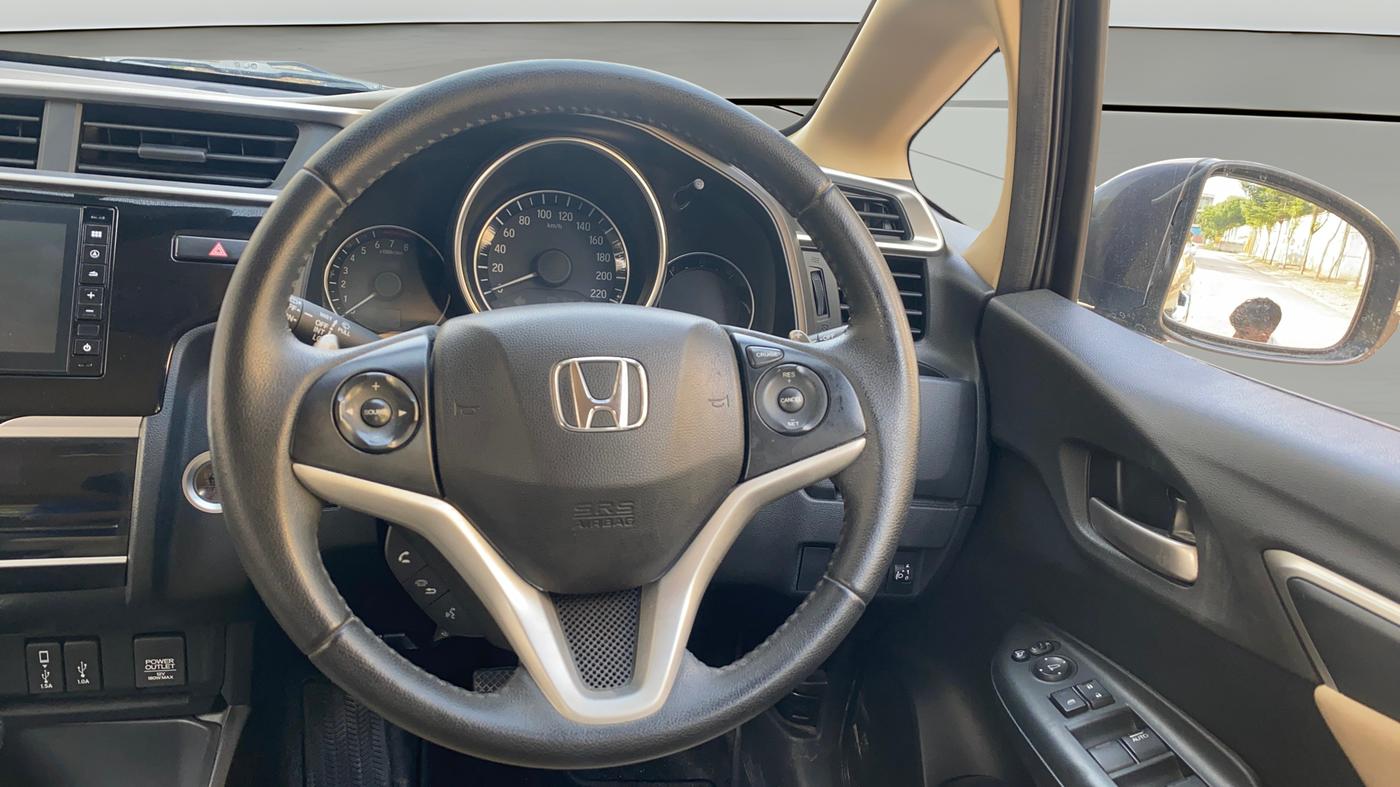 2019 Honda Jazz 1.2L I-VTEC VX CVT, Petrol, Automatic, 45,672 km, Steering Wheel Close Up