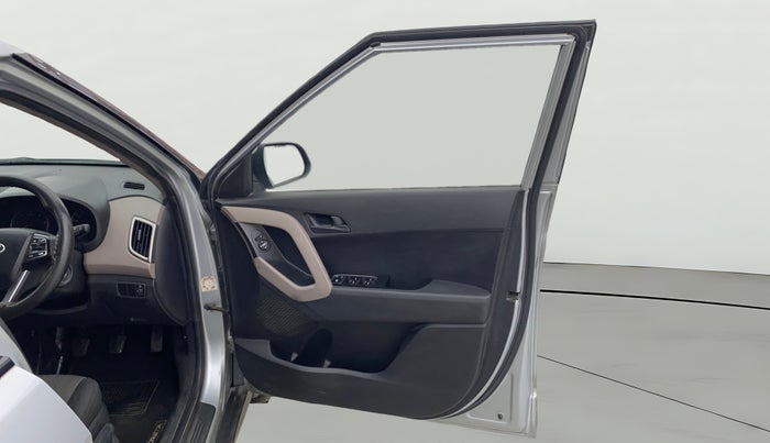 2018 Hyundai Creta E PLUS 1.4 DIESEL, Diesel, Manual, 1,22,245 km, RHS Front Door