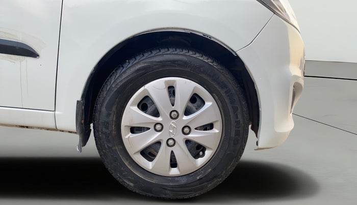 2013 Hyundai i10 MAGNA 1.1, Petrol, Manual, 49,036 km, Right Front Wheel