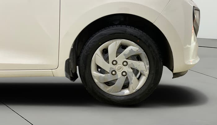 2019 Hyundai NEW SANTRO SPORTZ CNG, CNG, Manual, 58,600 km, Right Front Wheel