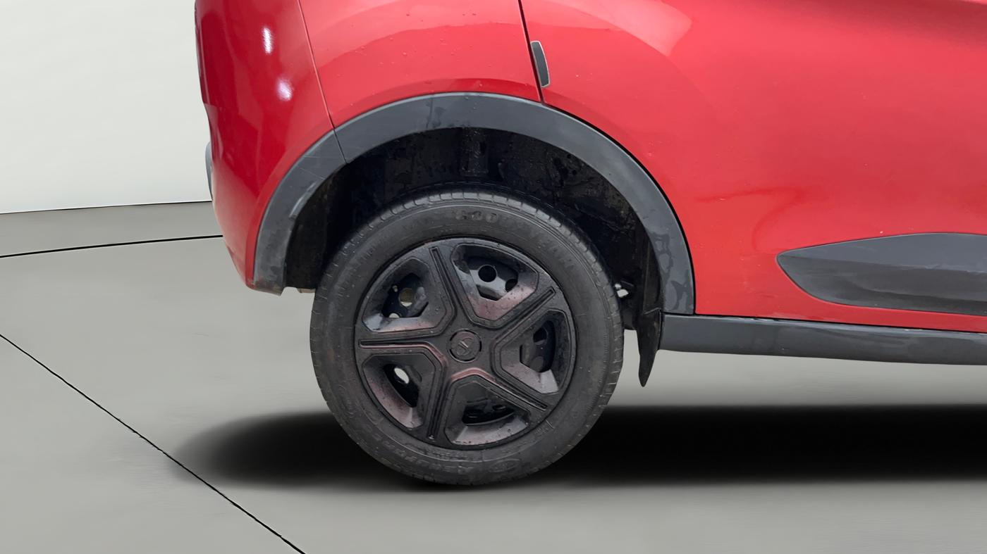 2019 Tata NEXON XM PETROL, CNG, Manual, 59,739 km, Right Rear Wheel