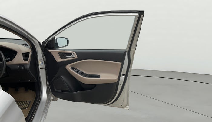 2014 Hyundai Elite i20 MAGNA 1.2, Petrol, Manual, 69,974 km, RHS Front Door