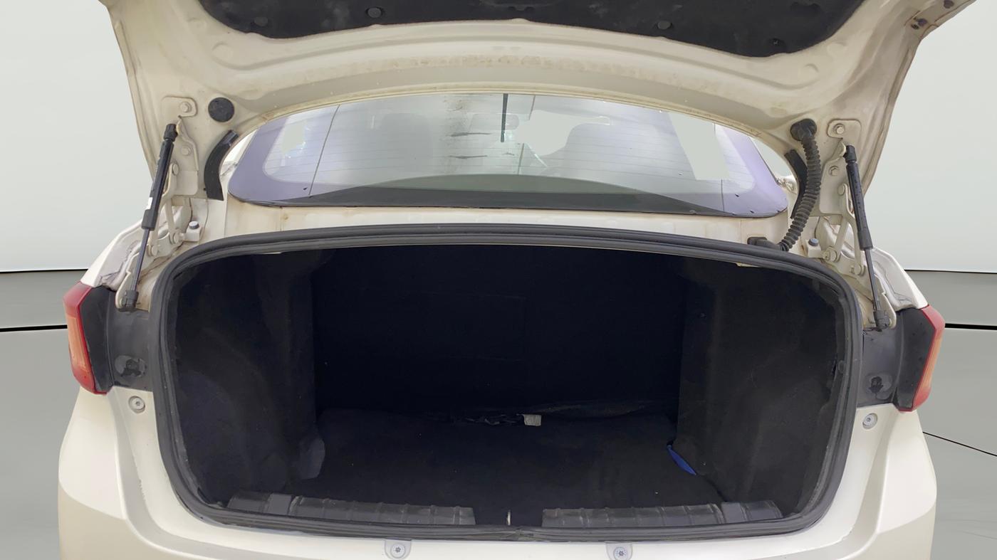 2018 Tata TIGOR XZ (O) DIESEL, Diesel, Manual, 70,038 km, Boot Open Zoomed View