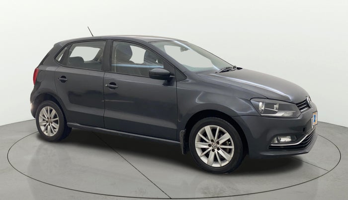 2017 Volkswagen Polo HIGHLINE1.2L, Petrol, Manual, 98,037 km, Right Front Diagonal