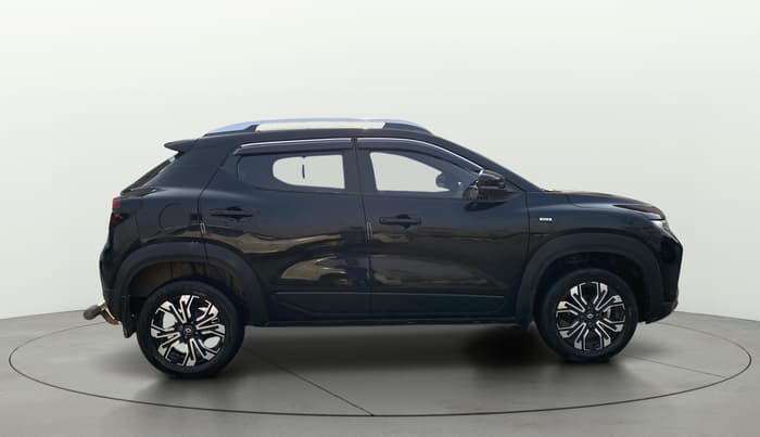 2024 Renault Kiger RXZ AMT, Petrol, Automatic, 22,020 km, Right Side View