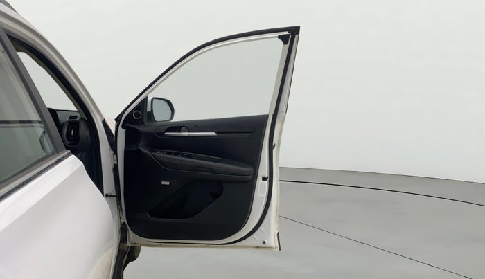 2021 KIA SONET GTX PLUS 1.5 AT, Diesel, Automatic, 63,914 km, RHS Front Door