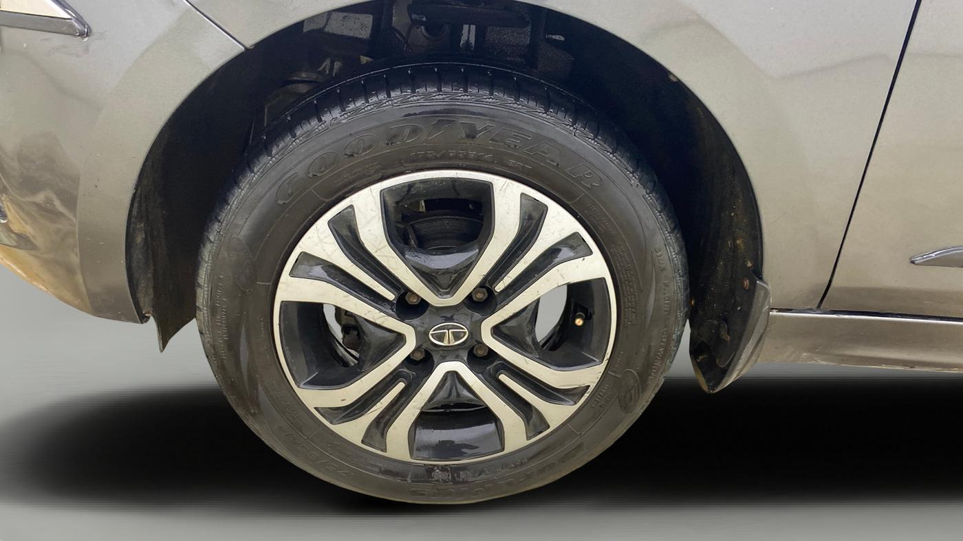 2022 Tata TIGOR XZ PLUS CNG, CNG, Manual, 44,071 km, Left Front Wheel