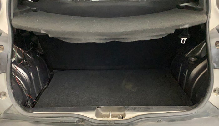 2018 Renault Kwid RXL, Petrol, Manual, 49,524 km, Boot Inside