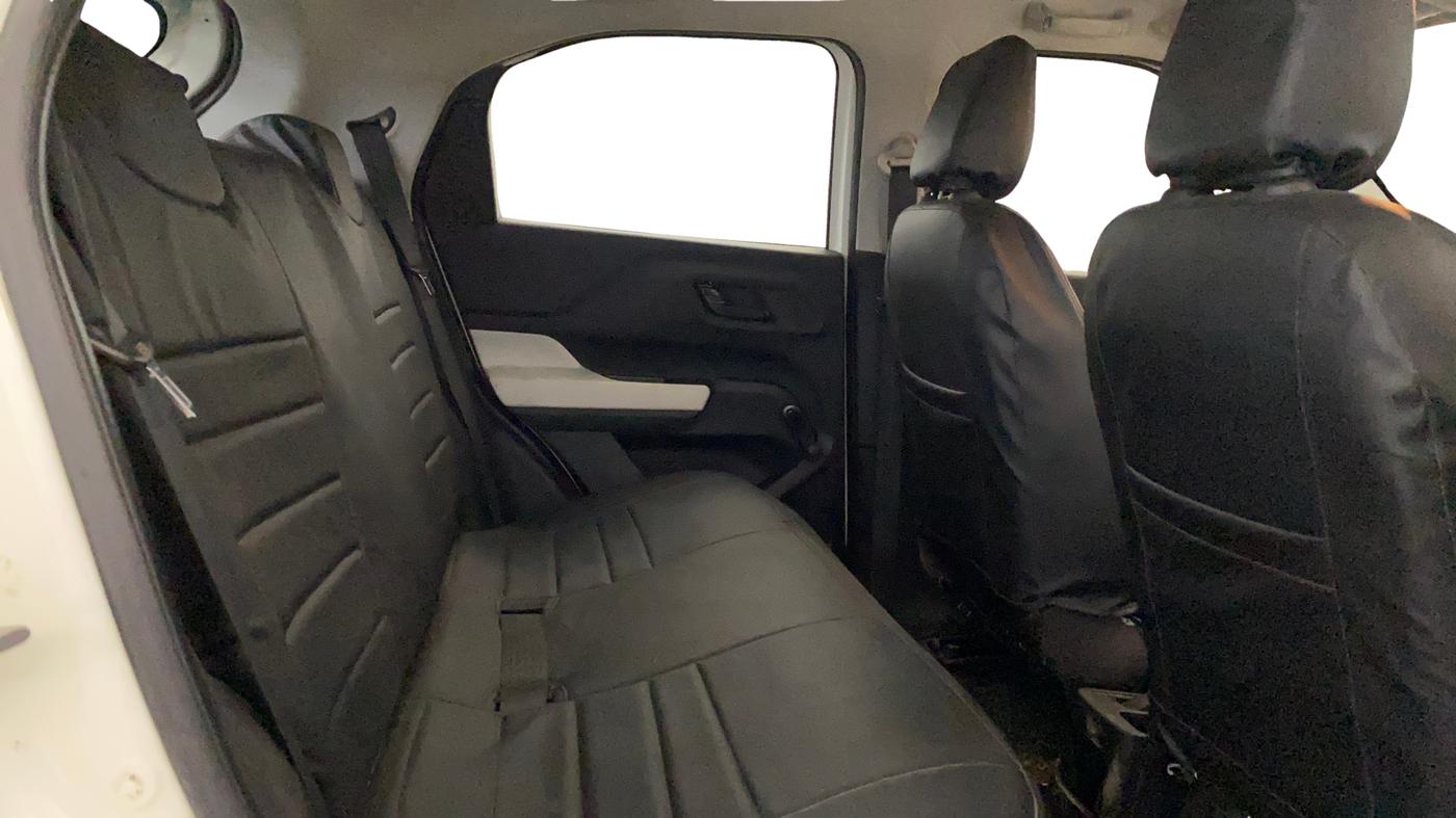 2022 Tata PUNCH PURE MT, Petrol, Manual, 85,660 km, Right Side Rear Door Cabin