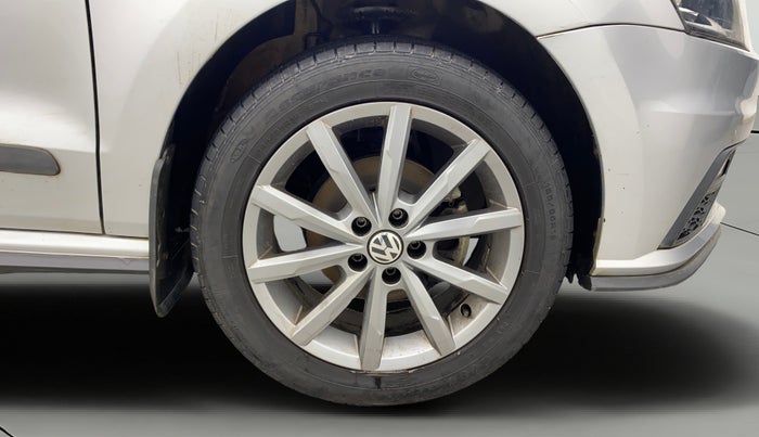 2022 Volkswagen Polo HIGHLINE PLUS 1.0L TSI, Petrol, Manual, 32,468 km, Right Front Wheel