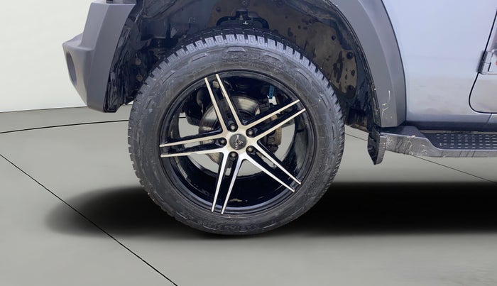 2021 Mahindra Thar LX HT PETROL 4WD MT, Petrol, Manual, 30,711 km, Left Front Wheel