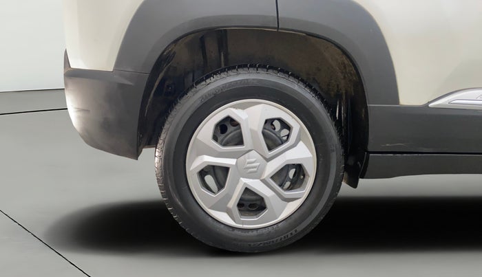 2023 Maruti BREZZA LXI S- CNG, CNG, Manual, 43,046 km, Right Rear Wheel