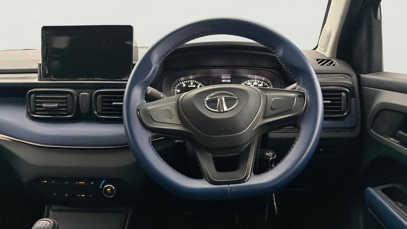 2023 Tata PUNCH PURE MT, Petrol, Manual, 13,997 km, Steering Wheel Close Up