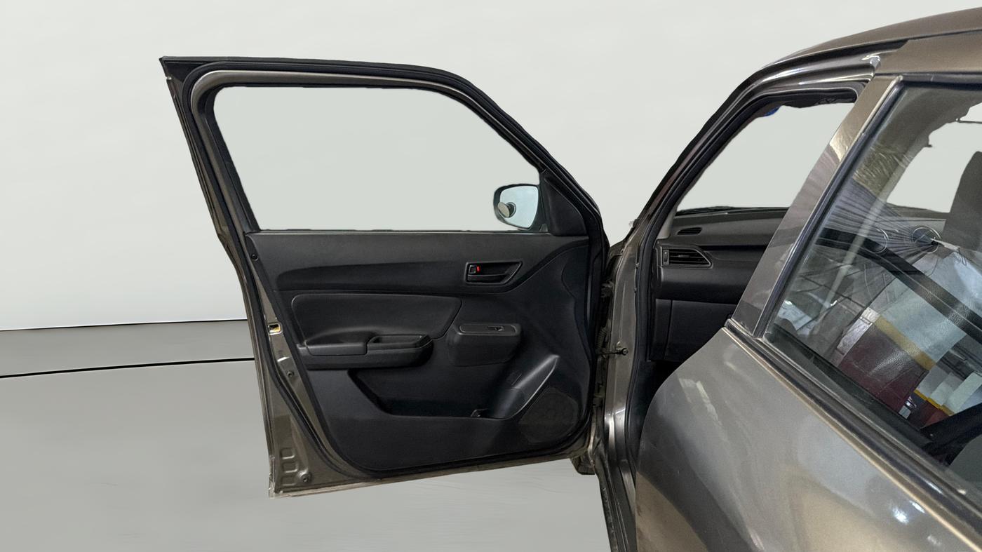 2022 Maruti Swift LXI, CNG, Manual, 58,079 km, LHS Front Door