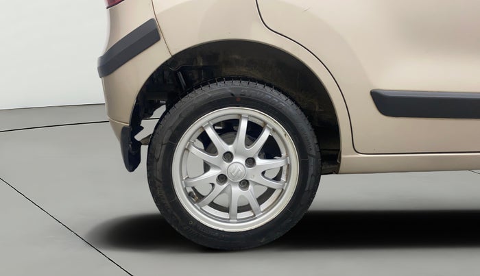 2016 Maruti Wagon R 1.0 VXI AMT, Petrol, Automatic, 95,709 km, Right Rear Wheel