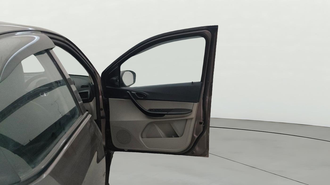 2019 Tata Tiago XZ PETROL, Petrol, Manual, 26,370 km, RHS Front Door
