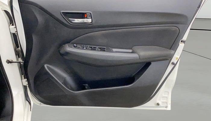 2022 Maruti Swift VXI, Petrol, Manual, 33,712 km, Driver Side Door Panels Control