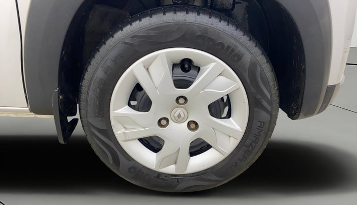2021 Renault Kwid RXL, Petrol, Manual, 28,260 km, Right Front Wheel