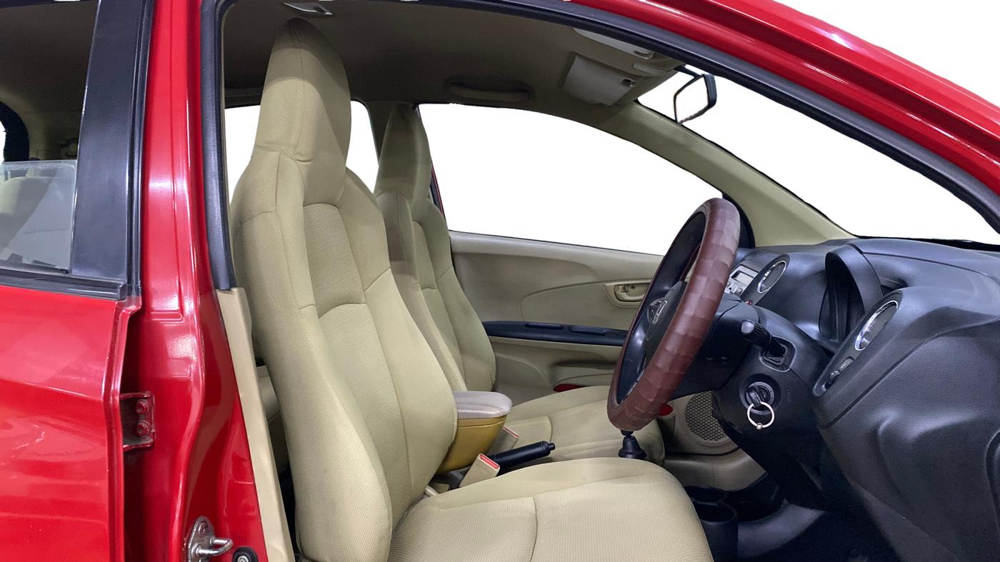2015 Honda Brio S MT, Petrol, Manual, 61,811 km, Right Side Front Door Cabin