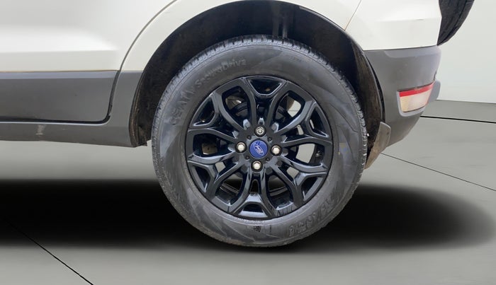 2016 Ford Ecosport TITANIUM 1.5L DIESEL, Diesel, Manual, 1,40,958 km, Left Rear Wheel