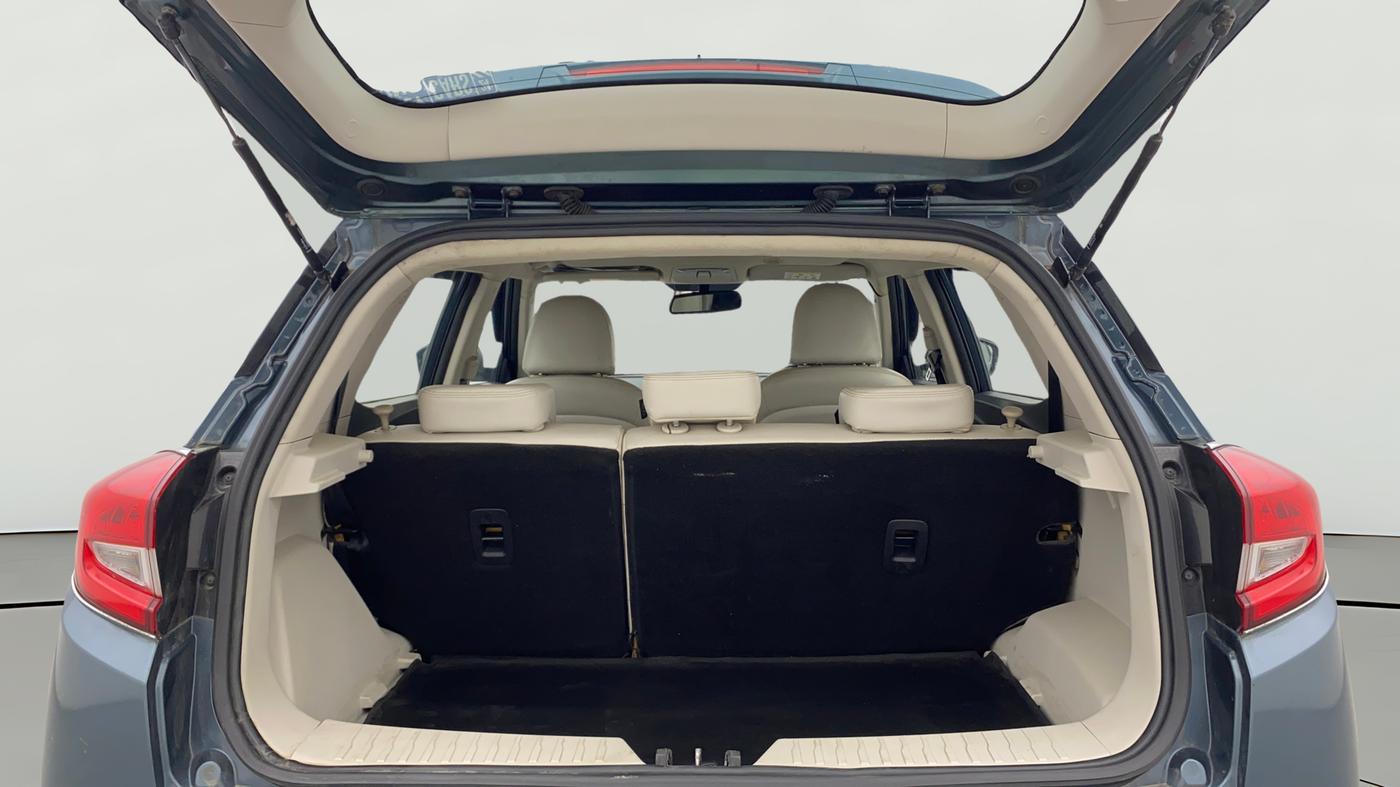 2021 Mahindra XUV300 W8 (O) 1.2 PETROL AMT, Petrol, Automatic, 57,357 km, Boot Open Zoomed View