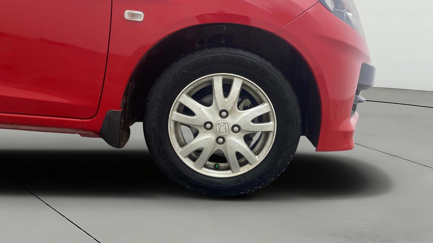 2013 Honda Brio S MT, Petrol, Manual, 58,114 km, Right Front Wheel