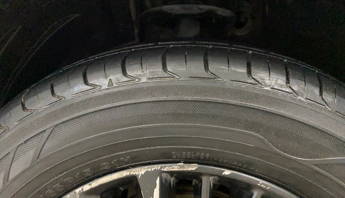 2020 Maruti XL6 ZETA AT, Petrol, Automatic, 92,000 km, Left Front Tyre Tread