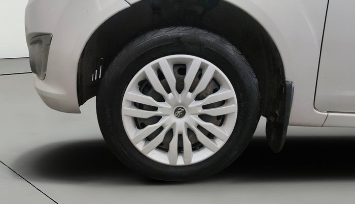 2013 Ford Figo EXI 1.2 PETROL, Petrol, Manual, 1,02,975 km, Left Front Wheel