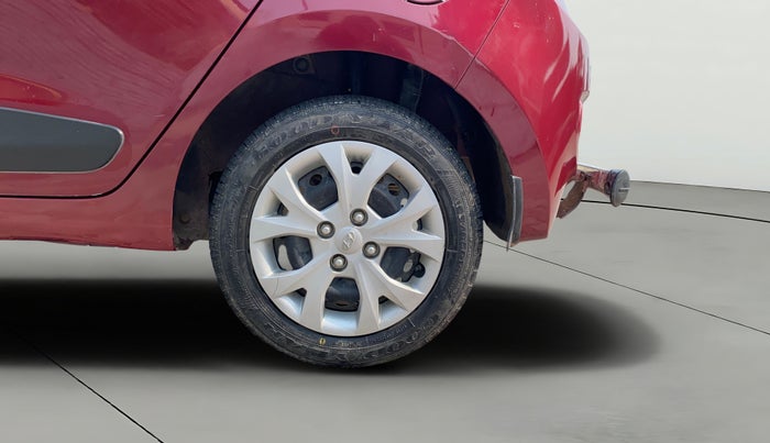 2016 Hyundai Grand i10 SPORTZ 1.2 KAPPA VTVT, Petrol, Manual, 14,572 km, Left Rear Wheel