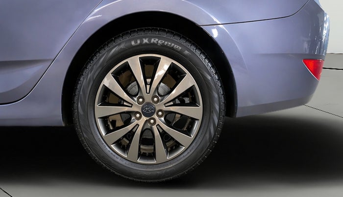 2017 Hyundai Verna 1.6 CRDI SX, Diesel, Manual, 91,585 km, Left Rear Wheel