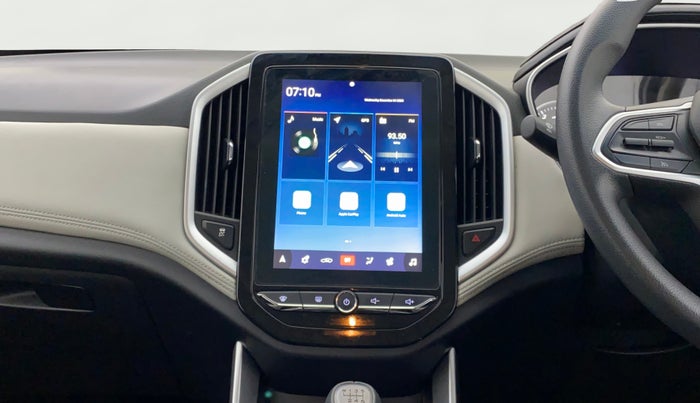 2022 MG HECTOR PLUS SUPER 1.5 PETROL TURBO HYBRID MT 7-STR, Petrol, Manual, 22,736 km, Air Conditioner