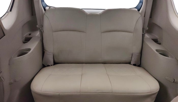 2016 Maruti Ertiga VXI CNG, CNG, Manual, 1,37,463 km, Third Seat Row ( optional )