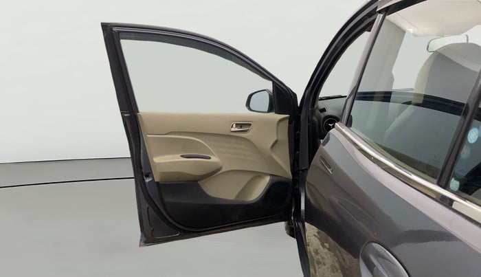 2019 Hyundai NEW SANTRO SPORTZ CNG, CNG, Manual, 85,920 km, LHS Front Door