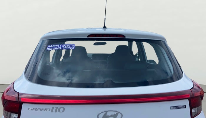 2025 Hyundai GRAND I10 NIOS MAGNA CORPORATE EDITION AMT 1.2 KAPPA VTVT, Petrol, Automatic, 2,349 km, Rear Windshield