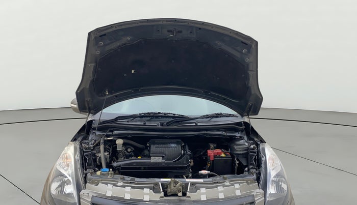 2016 Maruti Swift Dzire VXI (O), Petrol, Manual, 1,09,134 km, Open Bonet