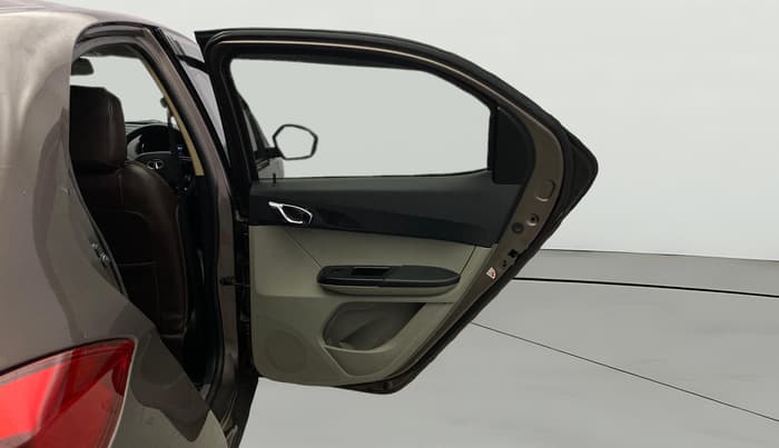 2018 Tata Tiago XZ PETROL, Petrol, Manual, 39,749 km, RHS Rear Door