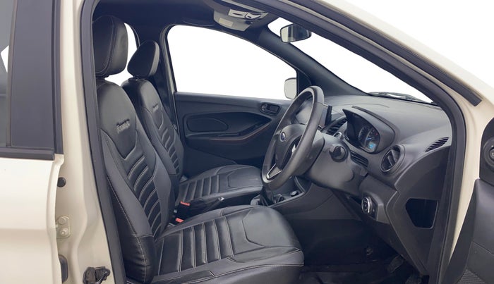 2020 Ford FREESTYLE TITANIUM 1.2 PETROL, Petrol, Manual, 44,725 km, Right Side Front Door Cabin