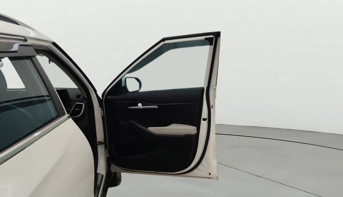 2022 KIA SELTOS HTE 1.5 DIESEL, Diesel, Manual, 76,662 km, RHS Front Door