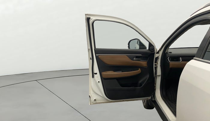 2023 Honda ELEVATE ZX MT, Petrol, Manual, 14,875 km, LHS Front Door